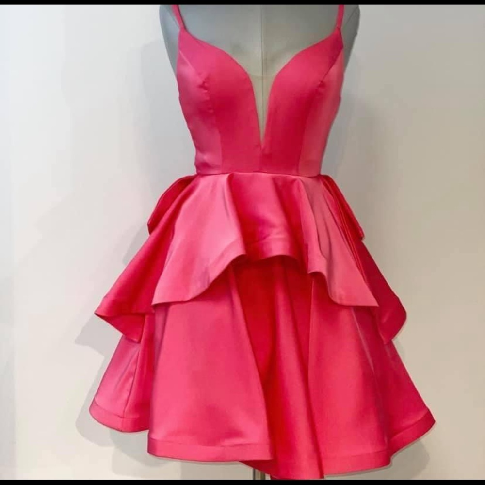 ASHLEYLauren coral cocktail with a tiered skirt